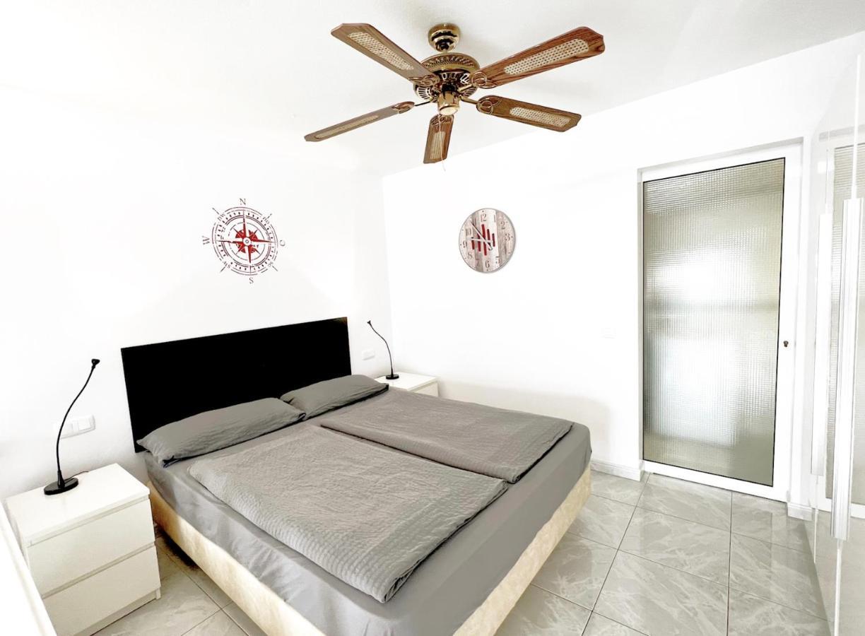 Beachhouse La Palma Коста Калма Екстериор снимка